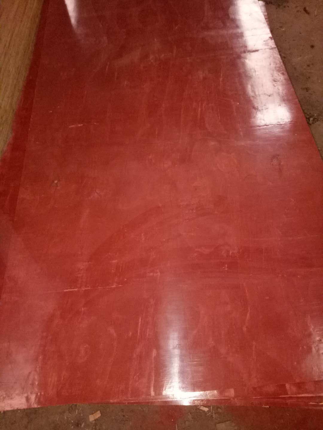 廠家直銷建筑模板，彩色瀝青專用鐵紅，色粉