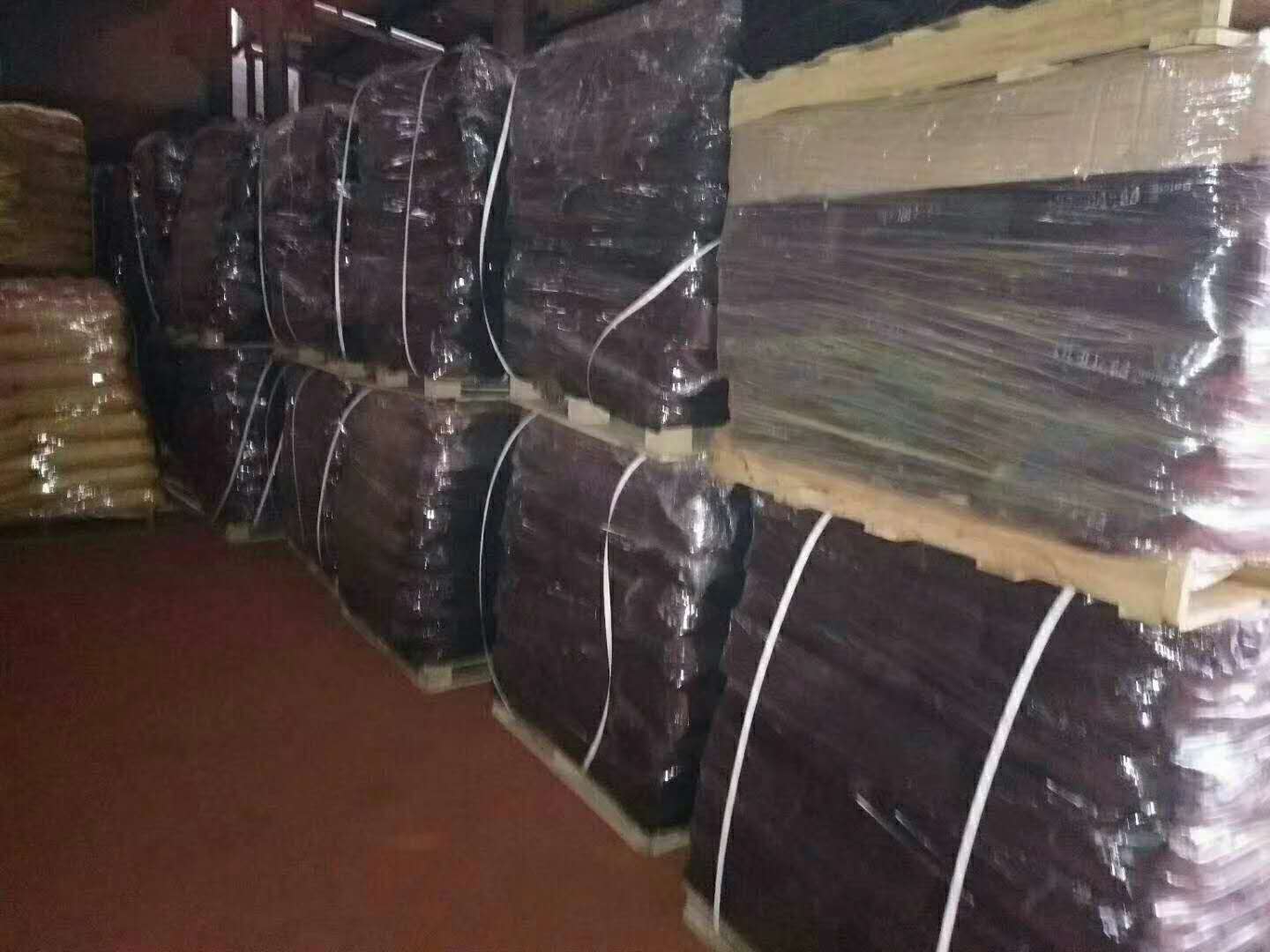 炭黑廠家，廣西炭黑，南寧黑粉，色素炭黑，玻璃膠專用炭黑